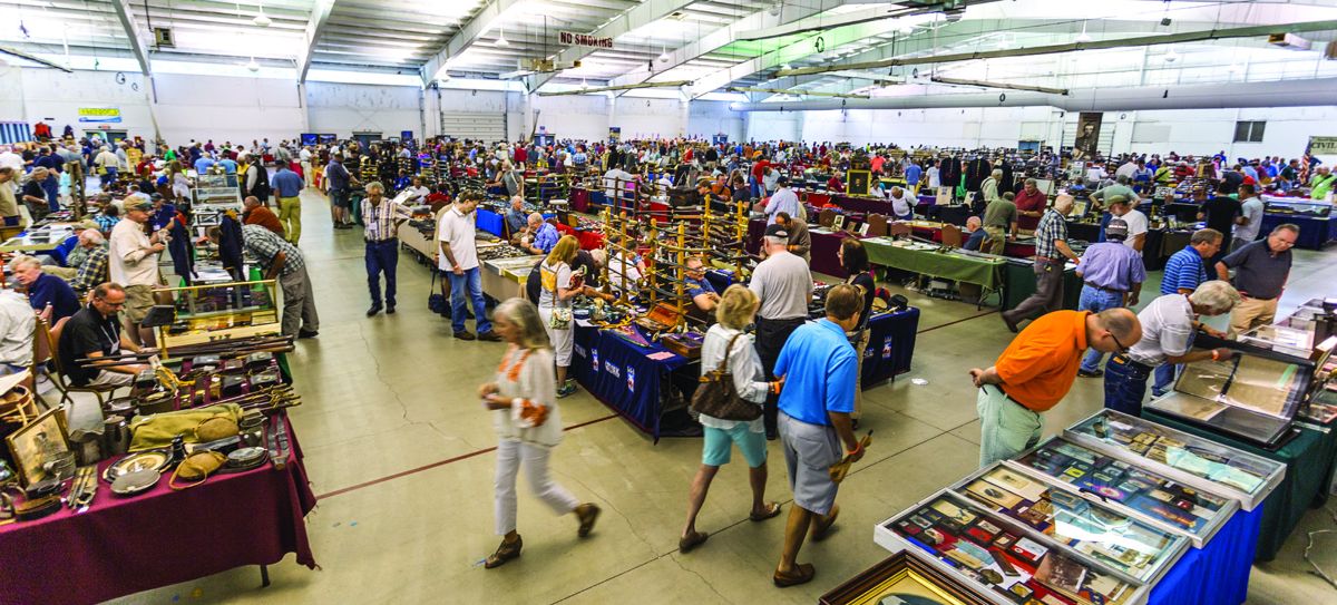 A full house of dealers and exhibitors awaited attendees at the 43rd Annual Civil War Artifacts and Collectibles Show sponsored by the Gettysburg Battlefield Preservation Association. This year’s display was the largest yet, with nearly 400 tables.