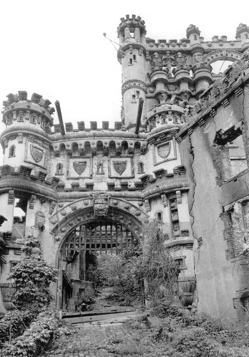 A view of part of the Bannerman Castle in the “good old days..