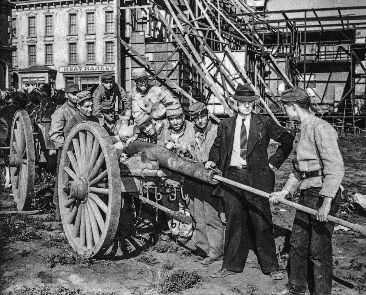 Wibur Kurtz Sr., on the movie set serving as technical advisor for Gone With the Wind. (Gordon Jones and the Atlanta History Center)