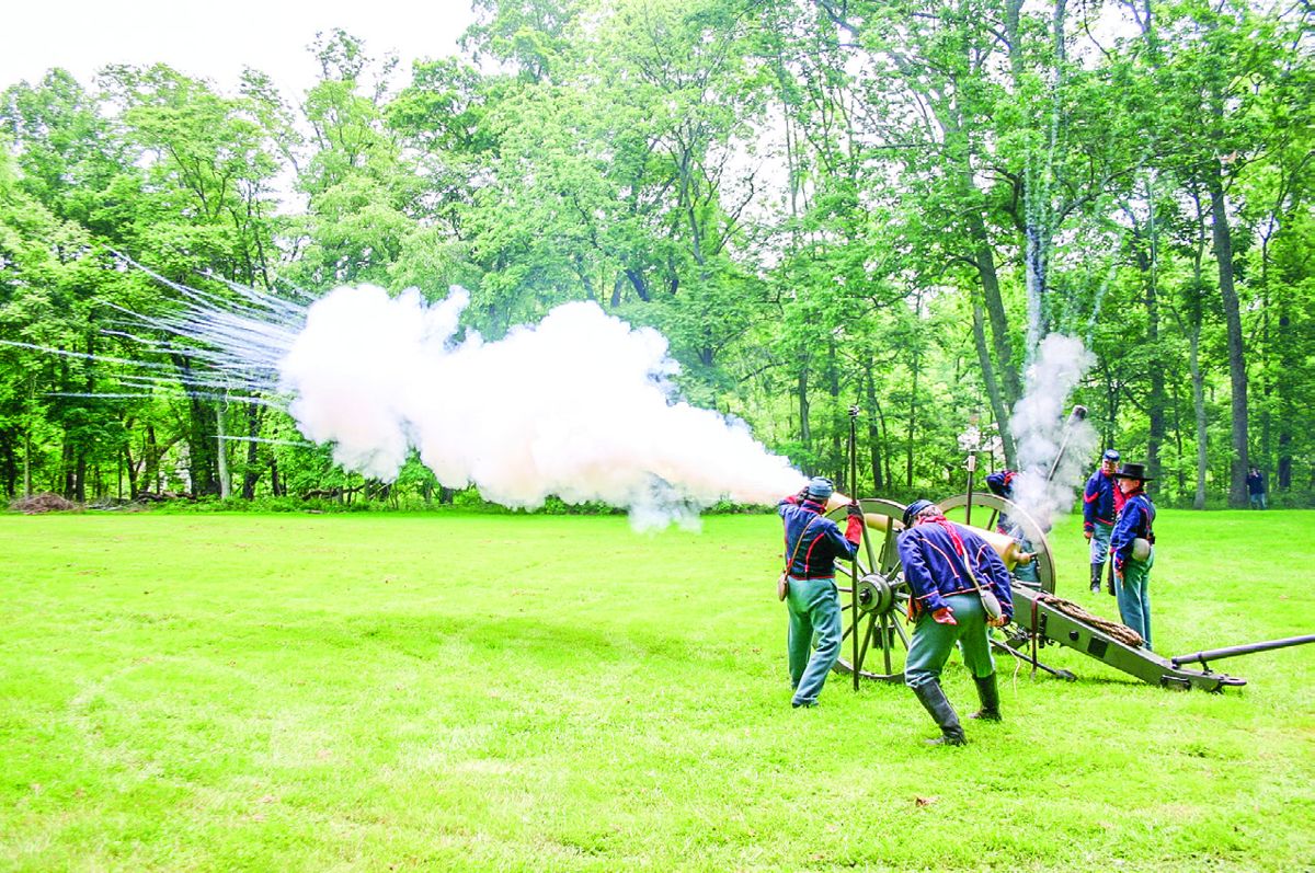 Sgt. Jeff Cohen supervises the firing of a 6th New York Light (Christopher C. Wantuck)