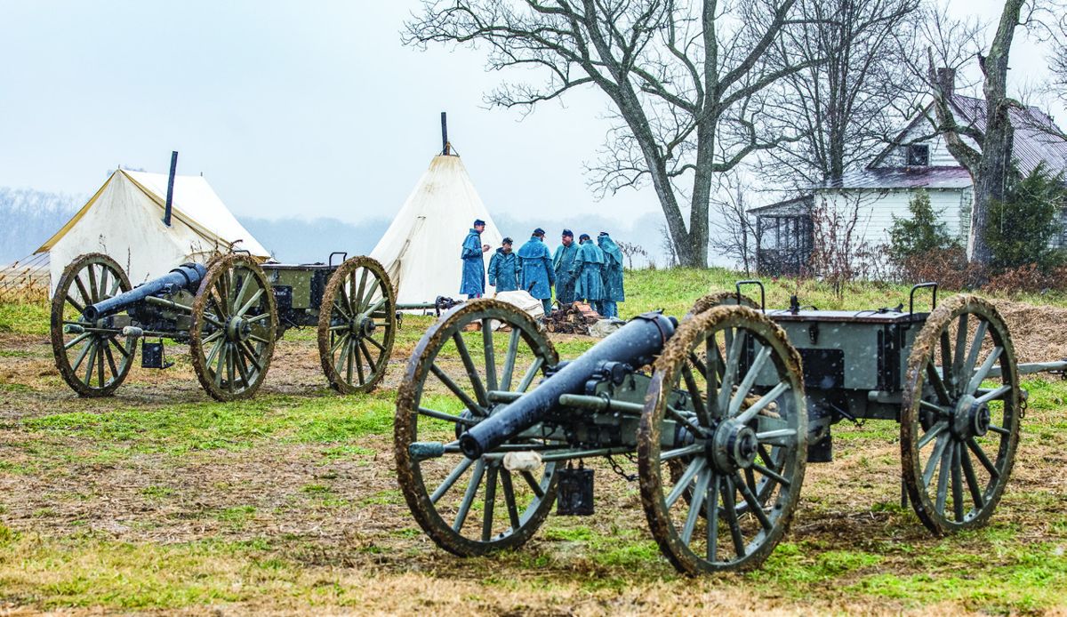 Union artillery in camp. (Buddy Secor)