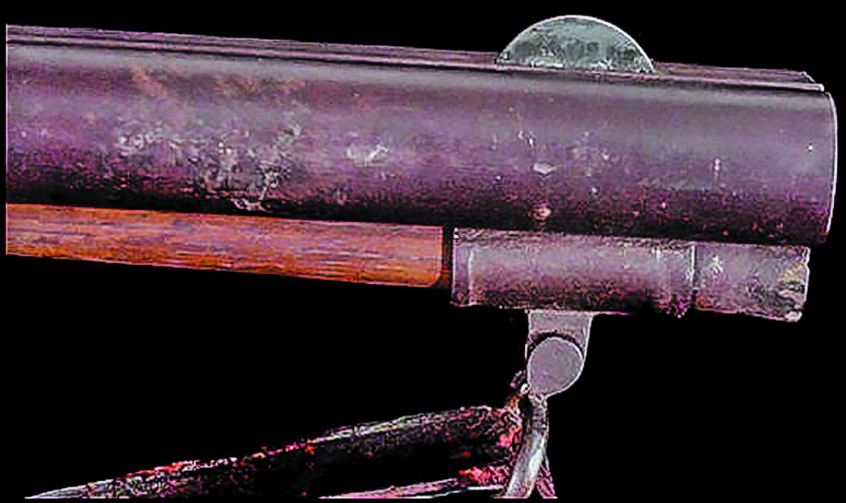 The barrel was shortened, the ramrod keeper moved down, a sling and a front sight added. (All photos OldSouthAntiques.com)