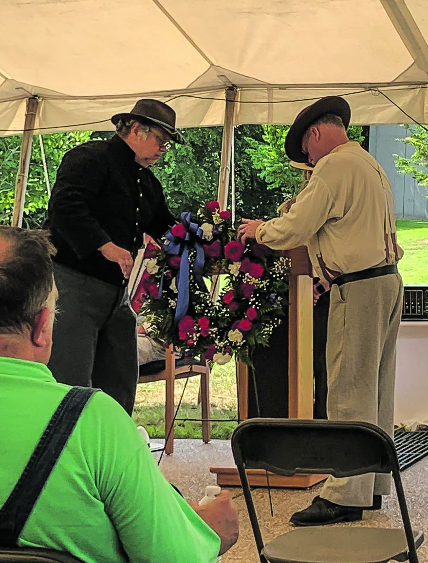 SUV and SCV jointly place a memorial Wreath during the 160th anniversary ceremony.