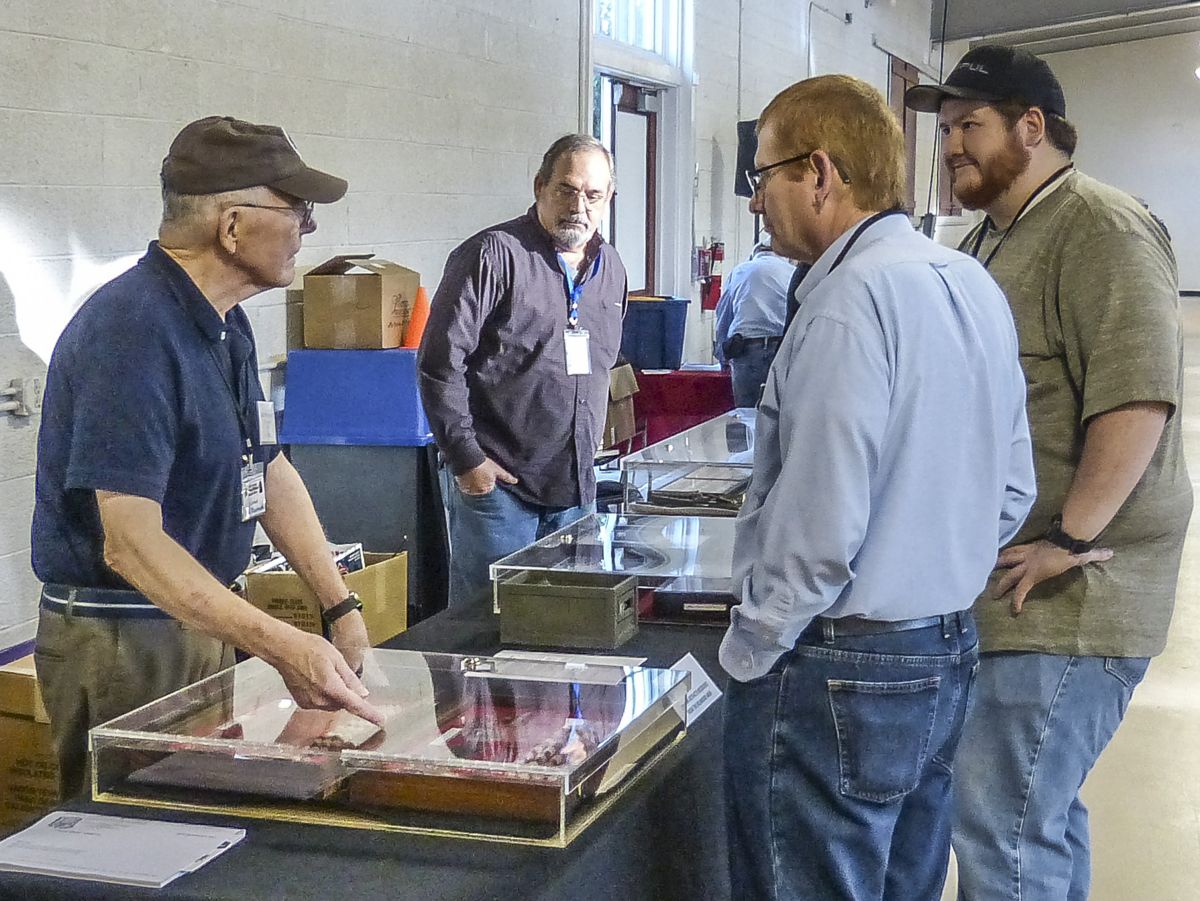 41st Annual Central Virginia Military Antique Show — lead photograph from the original article